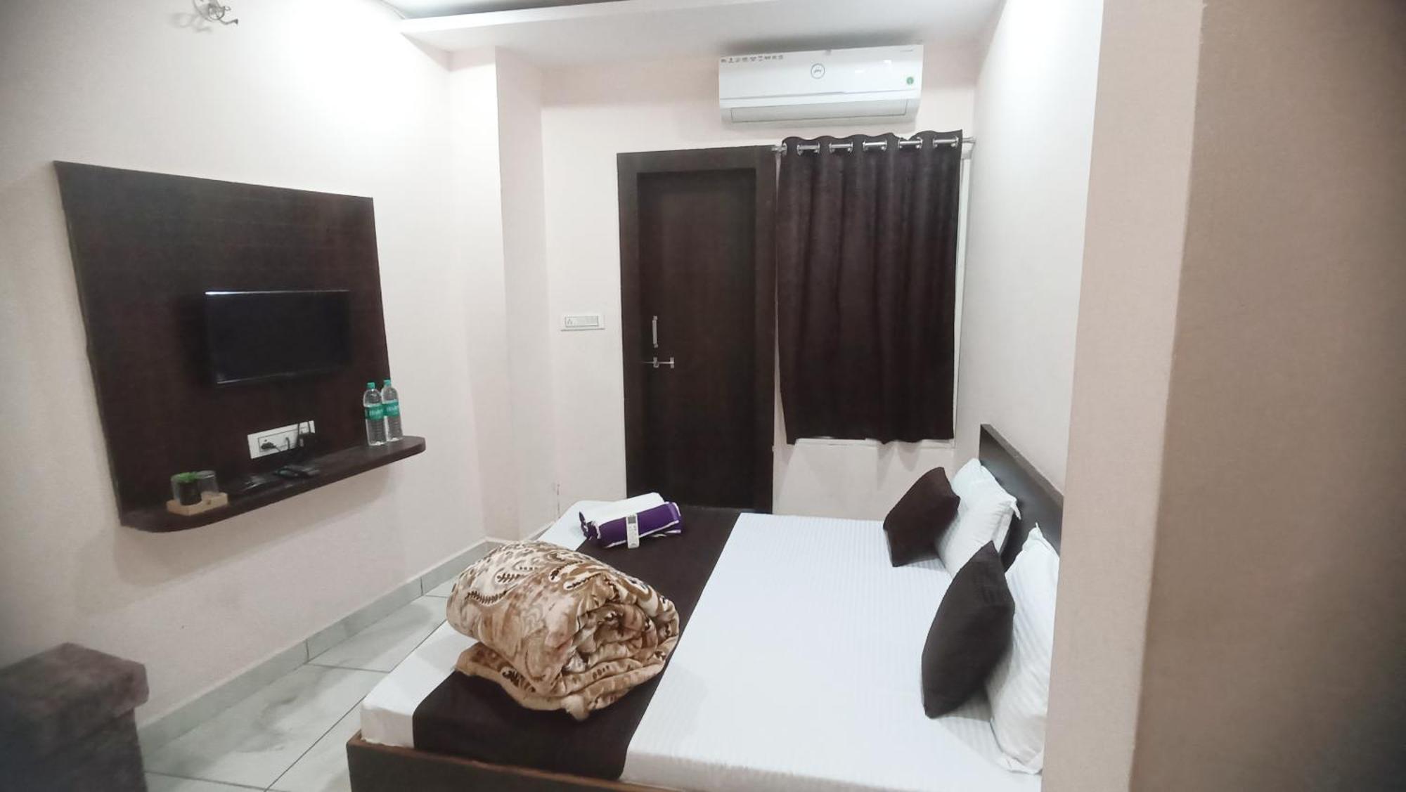 Hotel Shree Krishna Palace Ujjain Zewnętrze zdjęcie