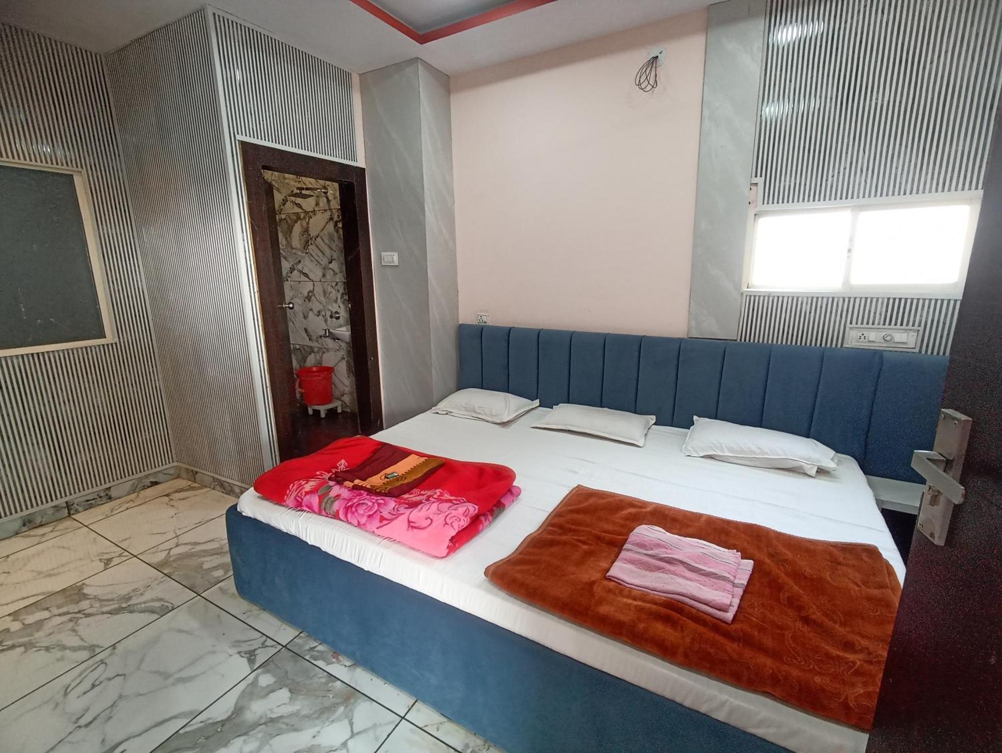 Hotel Shree Krishna Palace Ujjain Zewnętrze zdjęcie